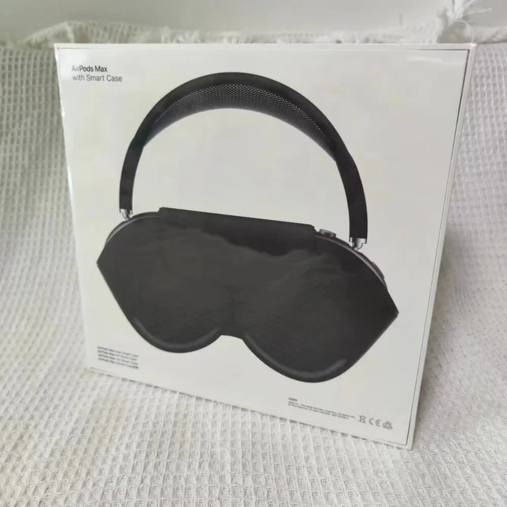 Apple AirPod Pro Max - Black - Picture 4 of 5